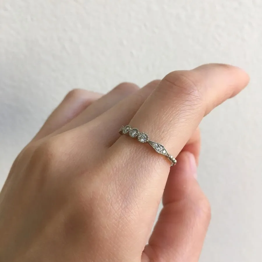 3 Diamond Kite Ring