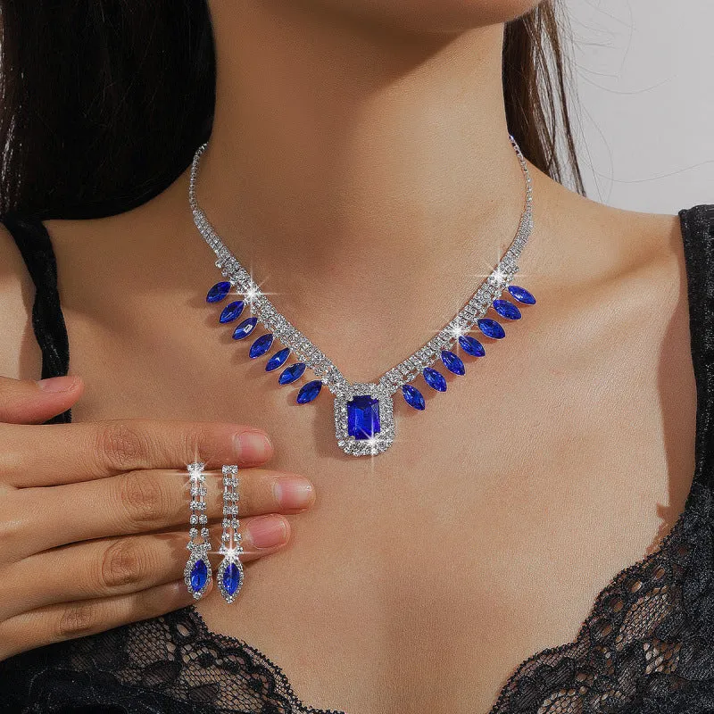 Elegant Banquet Necklace Set