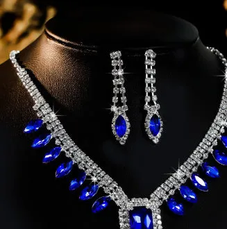 Elegant Banquet Necklace Set