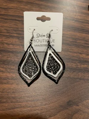 Elegant Teardrop Earrings