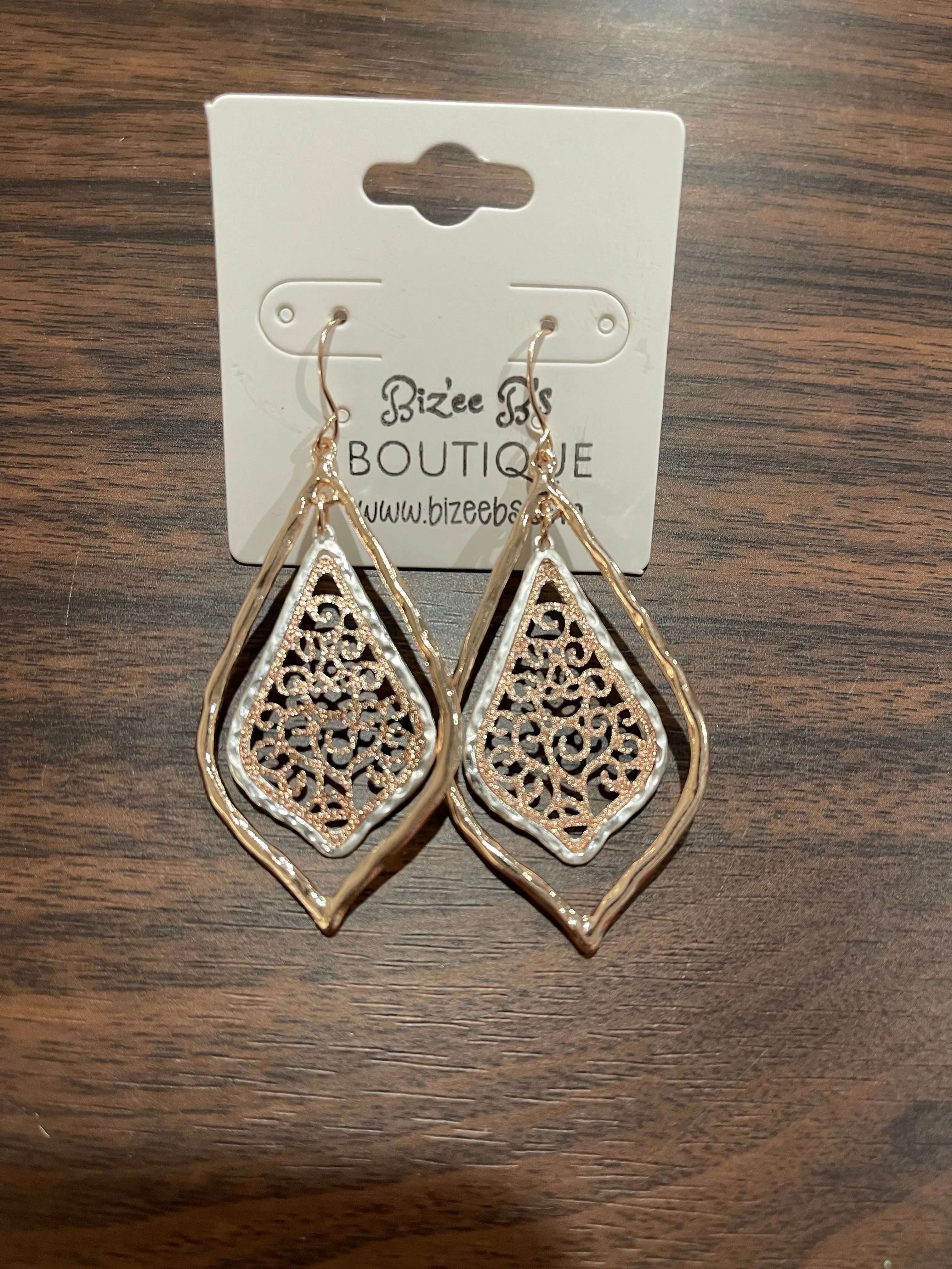 Elegant Teardrop Earrings