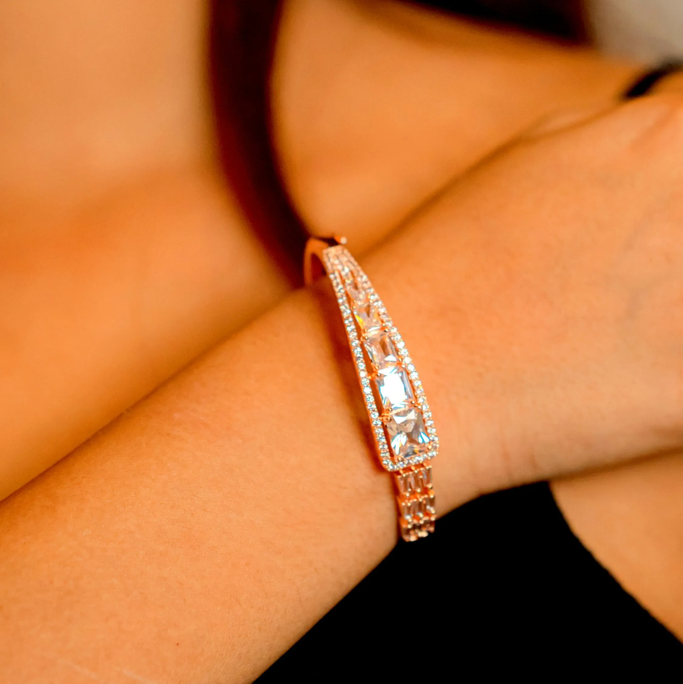 Enchanting White Rose Gold Bracelet