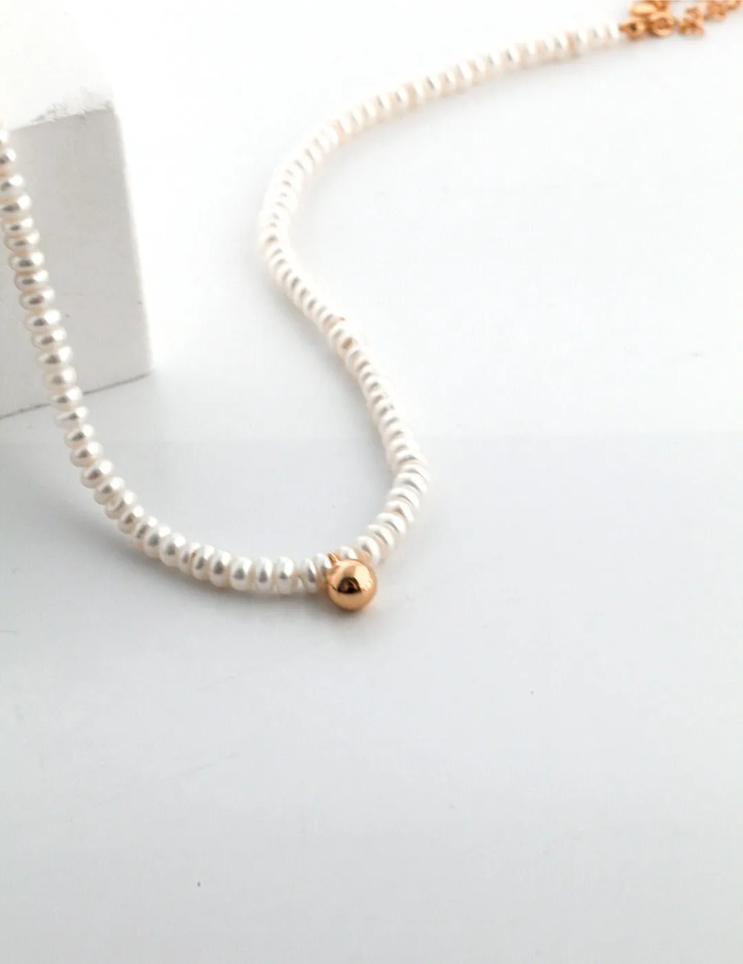 Gold Bead Pendant Pearl Necklace