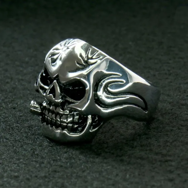 Hot Leathers JWR2102 Men's Skull Cigar Stainless Steel Ring