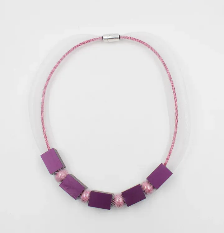 Mesh Cube Necklace | Purple