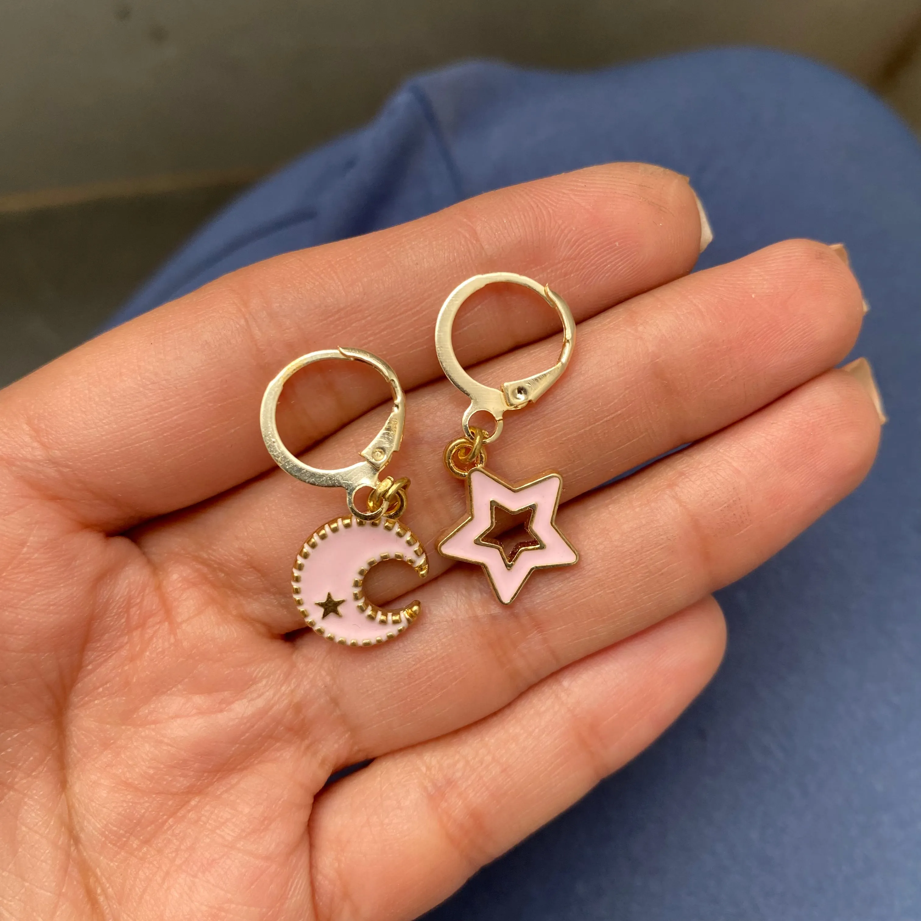 MOON AND STAR ASYMMETRICAL HUGGIE EARRINGS