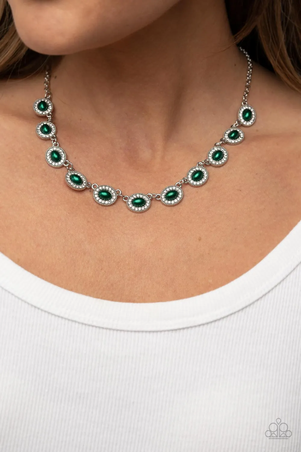 PAPARAZZI Modest Masterpiece - Green NECKLACES