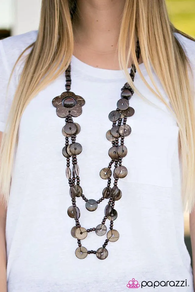 Paparazzi Necklace ~ Honolulu Hula - Brown