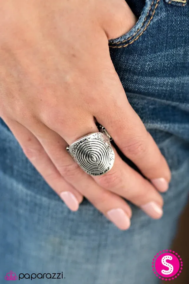 Paparazzi Ring ~ Its All SUN And Games - Silver