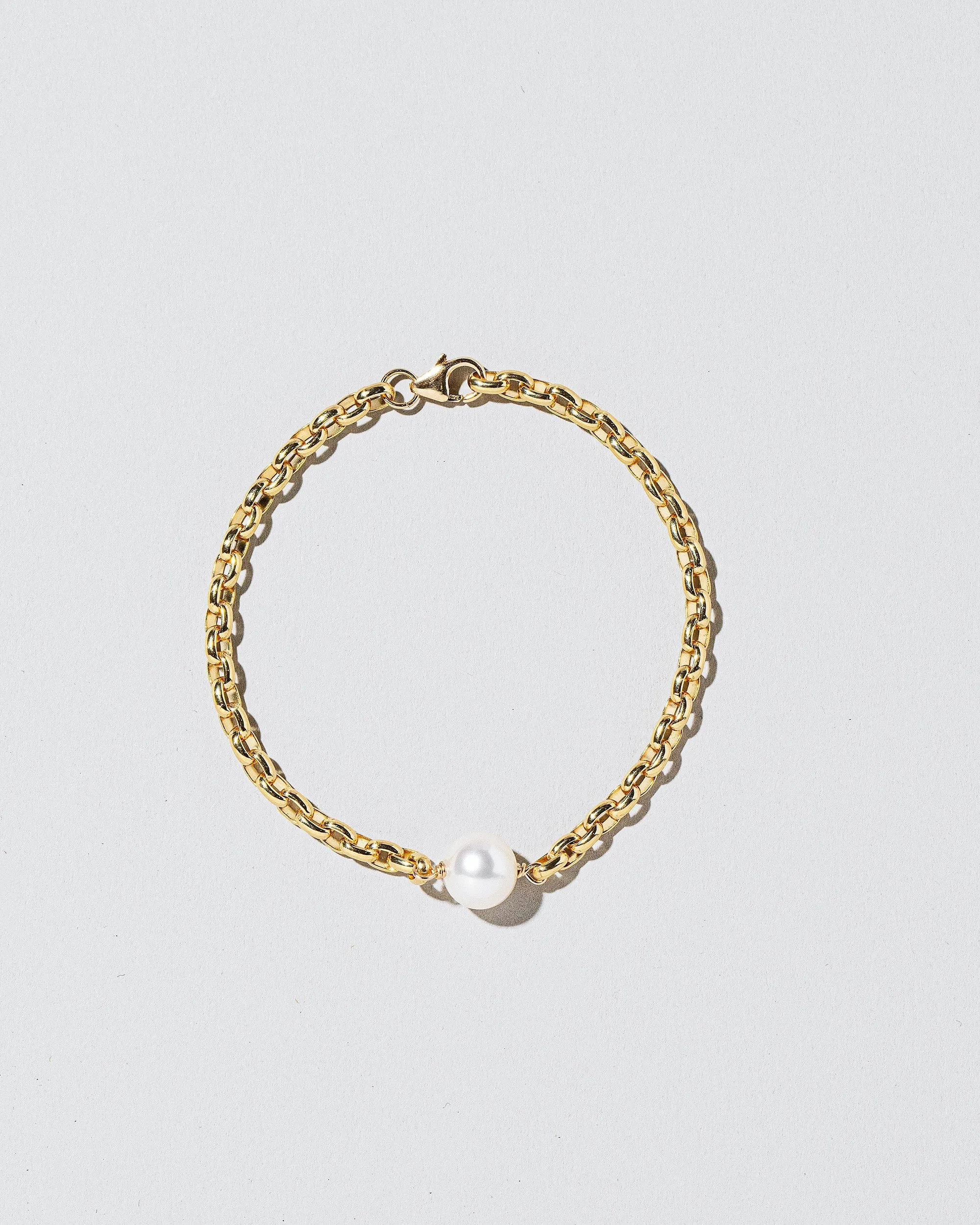 Pearl Station Bracelet Short Loop Chain