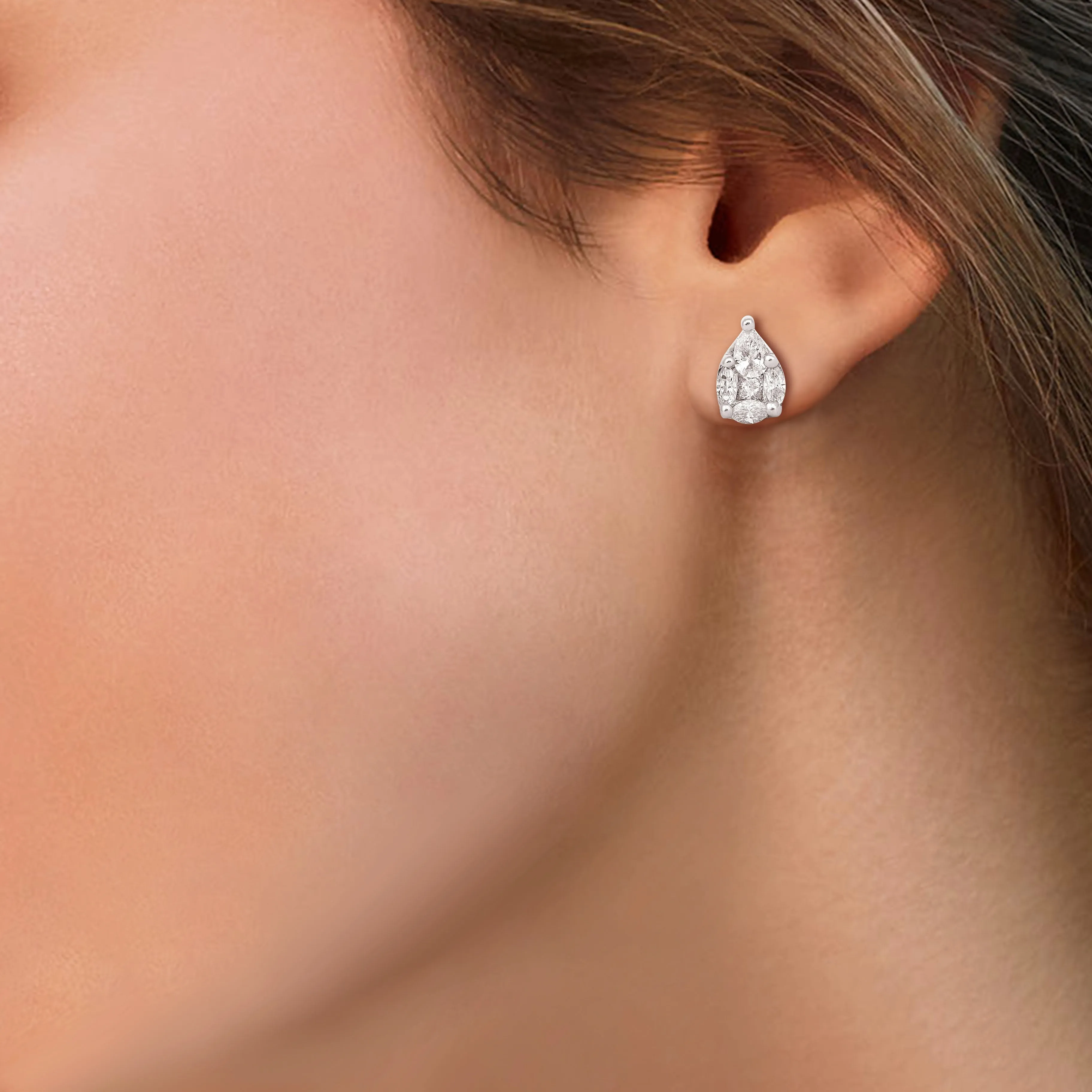 Pera Diamond Earrings