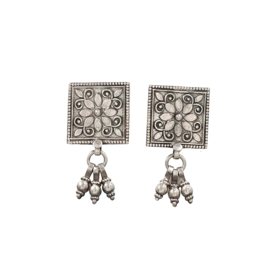 Refined Grace: Artisan Silver Earrings by Sangeeta Boochra