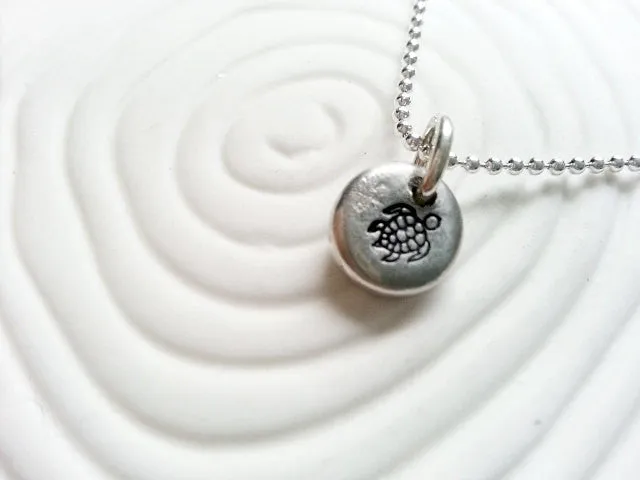 Sea Turtle | Pebble Necklace