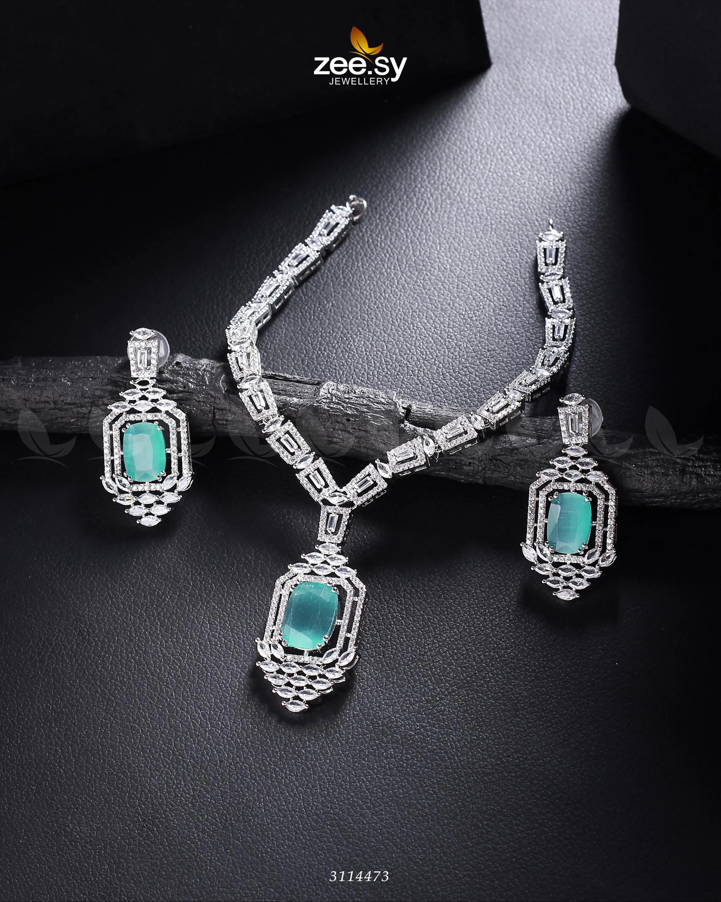 Sharmeen Necklace Set