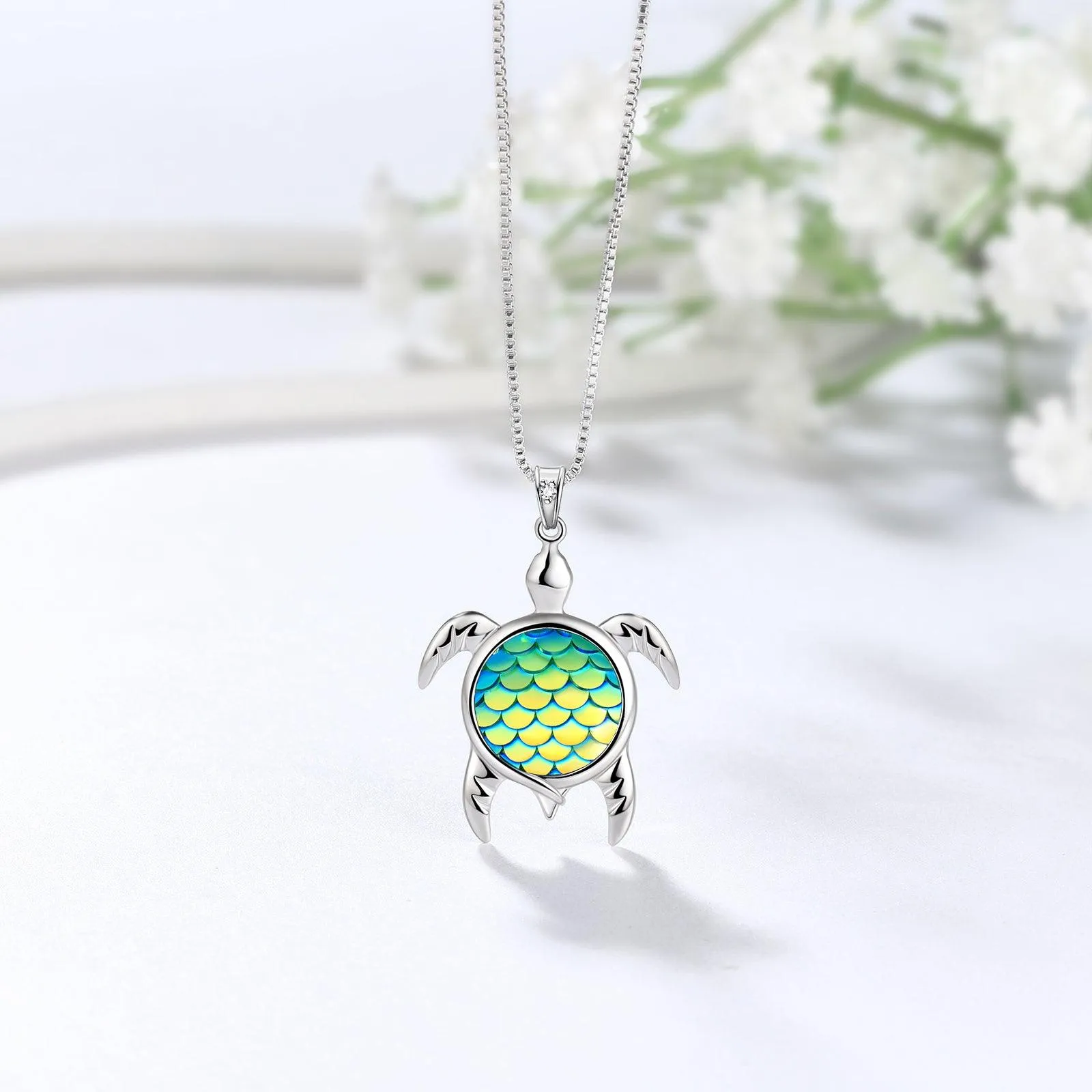 Turtle Pendant Charm Necklace Gradient Green Women Girls Jewelry Birthday Gift